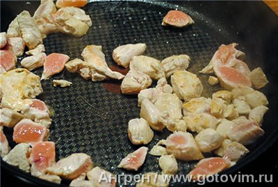 Паста с двумя соусами (креветки со спаржей и курица с помидорами-черри) (2-й рецепт)