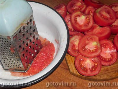 Перец, жаренный с помидорами
