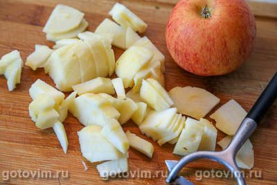 Салат с яблоком, сыром и свежим огурцом