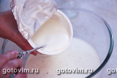 Сливочный йогурт с ванилью
