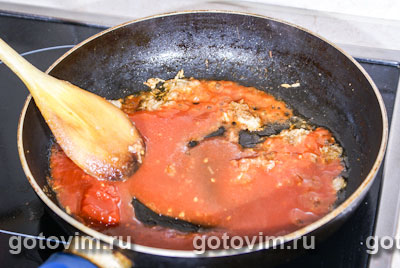 Нут в томатном соусе (таматар чанна)