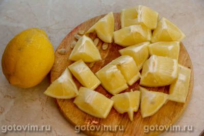Синнабоны с лимоном и белой глазурью
