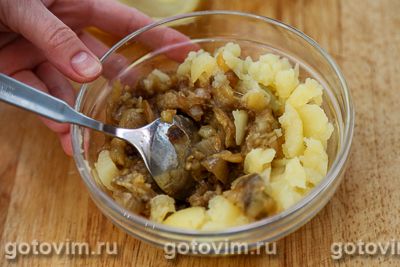 Фаршированный картофель с овощами и сыром моцарелла