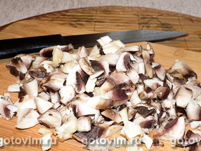 Картофельные оладьи, фаршированные грибами