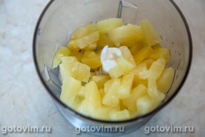 Куриная грудка с ананасами и сыром