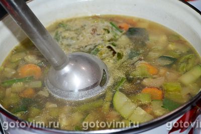 Суп-пюре из кабачков и стручковой фасоли