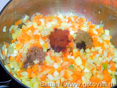 Пряный суп с фасолью и корнеплодами