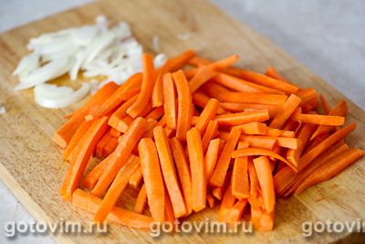 Морковь тушеная с грибами