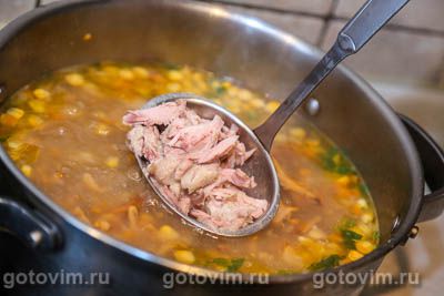 Суп куриный с лисичками и кукурузой