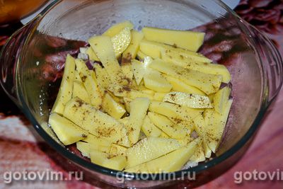 Картофельная запеканка с сыром и беконом в духовке