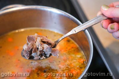 Суп из куриных желудков с пшеничной крупой