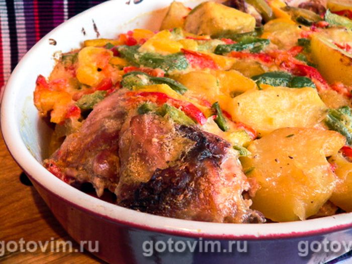 Кролик в духовке с картофелем и болгарским перцем