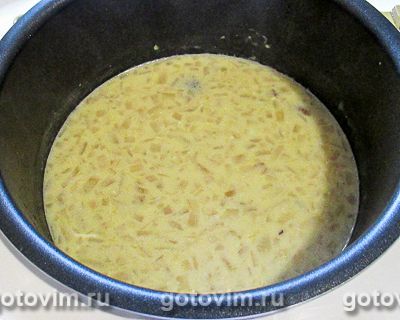 Суп картофельный с сушёными опятами и плавленым сыром в мультиварке