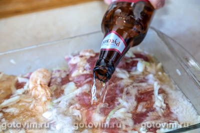 Свиные ребрышки гриль под маринадом с медом и пивом