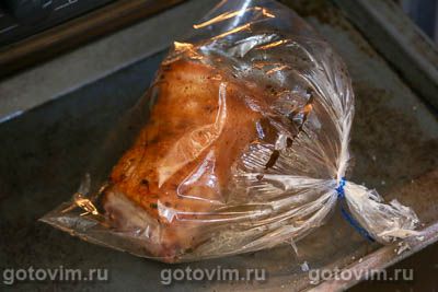 Свиные ребрышки в глазури с мадерой, запеченные в рукаве (пакете для выпечки)