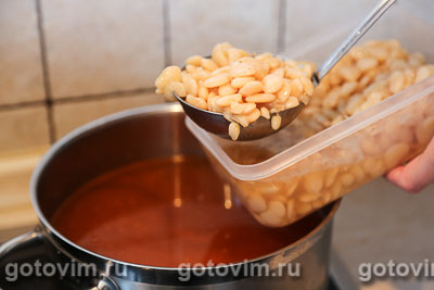 Фасолевый суп с ребрышками