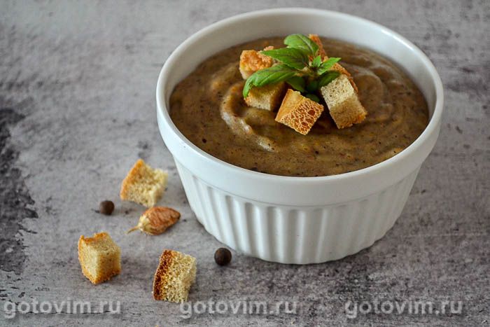 Гречневый суп-пюре с овощами и грибами