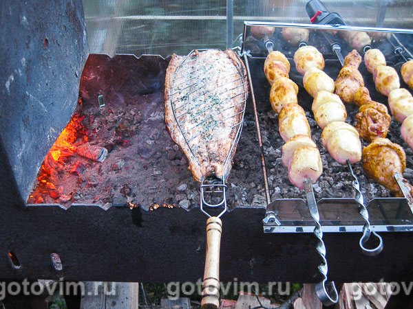 Филе горбуши на мангале на решетке рецепт с фото