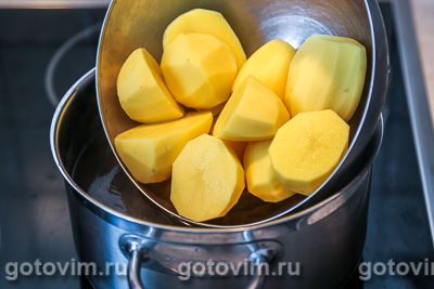 Картофельное пюре с тушеной капустой