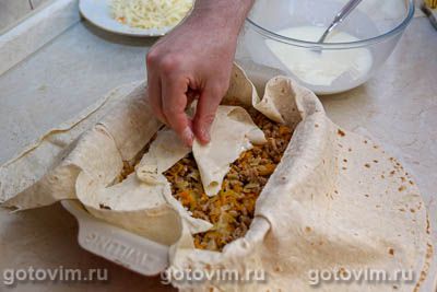 Пирог из лаваша с мясом и сыром