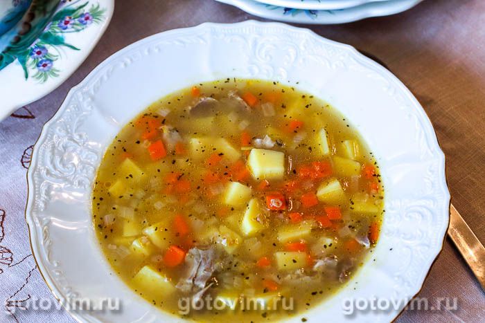 Суп из куриных желудков с пшеничной крупой