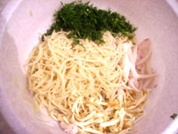 Паста-салат с кальмарами