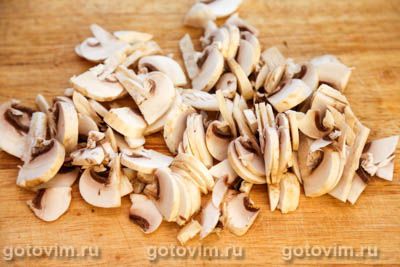 Котлеты из куриных желудков с грибами в духовке