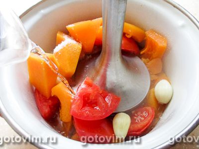Суп-пюре из тыквы с томатами