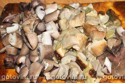 Суп гречневый с маслятами и белыми грибами