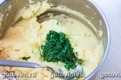 Картофельное пюре с зеленью и чесноком