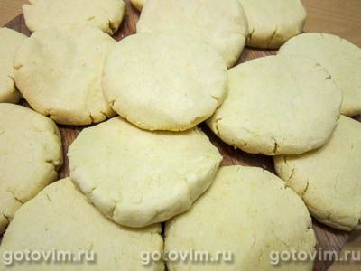 Мчади (постные грузинские кукурузные лепешки)