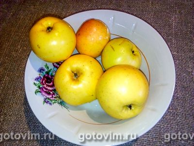 Десерт из яблок с заварным кремом «Яблоки на снегу»