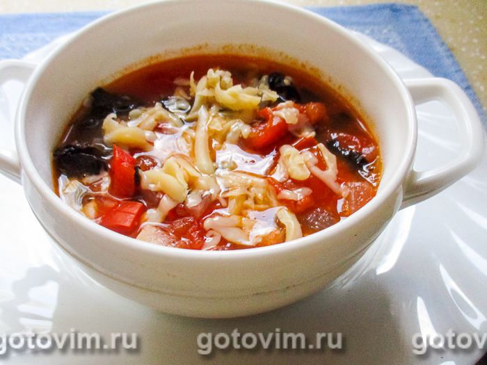 Постный овощной суп с базиликом